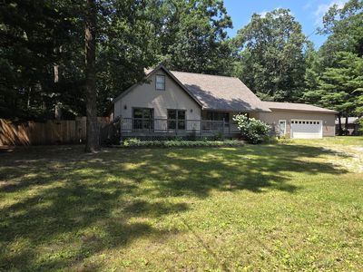 105 N Mike St
