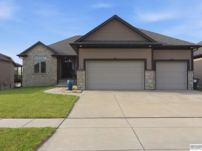 2831 Shadowbrook Dr