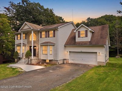 Property at 49 Seneca Rd, Mount Pocono, PA