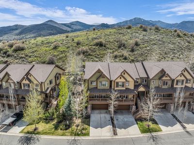 3137 W Lower Saddleback Rd