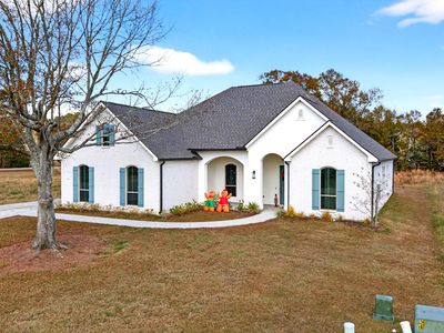 105 Jefferson Davis Pkwy