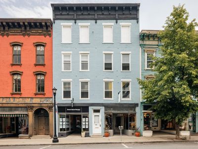 526 - 528 Warren Street