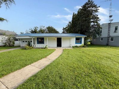 306 E South St