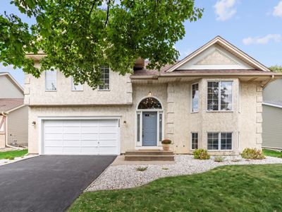 8632 Seasons Ct
