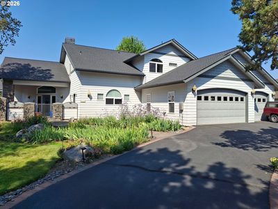 2565 Thrush Ct