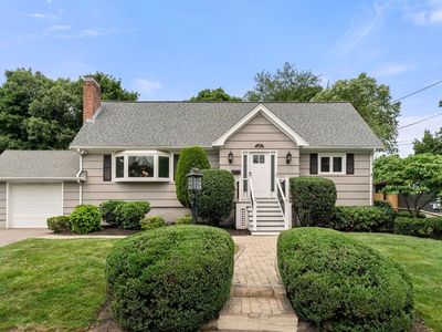 150 Woodbine Cir