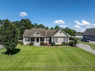 27 Surrey Cir