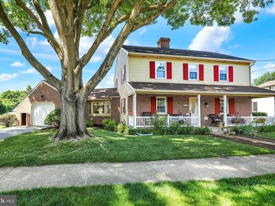 172 N Linden St