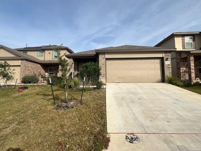 324 MIDDLE GREEN LOOP