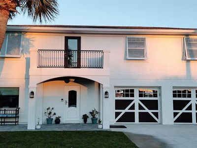 256 Sabine Dr