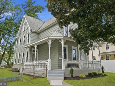 109 Chestnut Ave