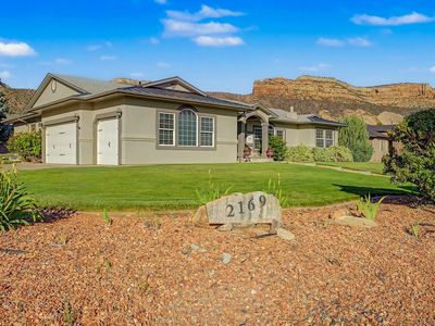 2169 Redcliff Cir
