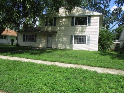 810 Centennial Dr