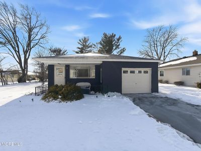 211 N Harrington Drive N