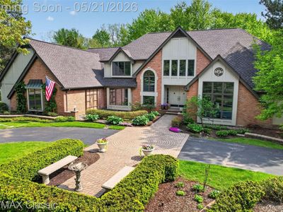 115 W Hickory Grove Rd