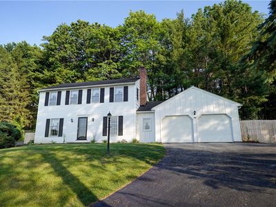 44 Kings Lacey Way