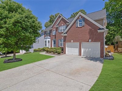 3785 Roxwood Park Dr