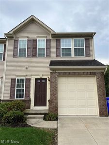Property at 1308 Wellingshire Cir, Cuyahoga Falls, OH