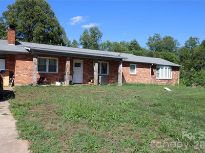 3232 Kingview Pl
