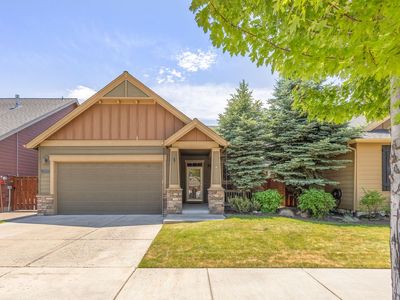 1156 NE Steins Pillar Dr