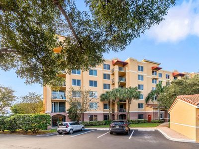 1000 Scotia Drive #105