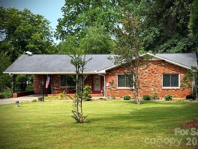 467 Forest Lake Rd