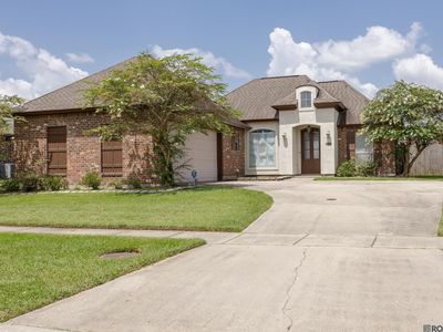 6177 Deanne Marie Dr