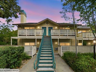 2420 Edgewater Drive #15