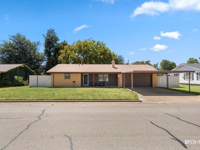 304 Mimosa St