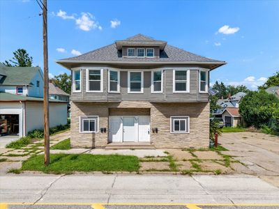 3907 7th Ave