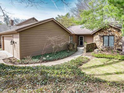 6432 E Canal Pointe Ln