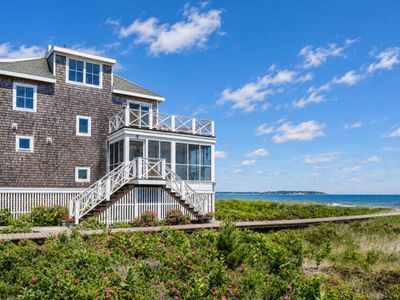 193 E Grand Avenue #10