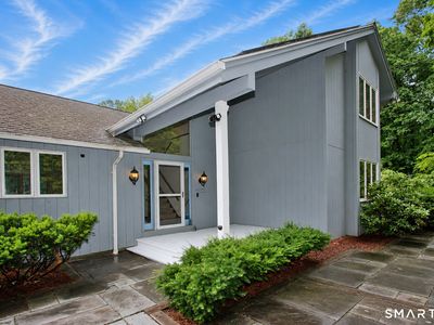 352 Center Street
