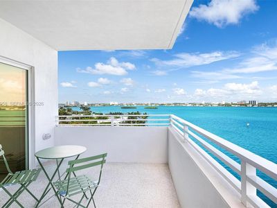 10300 W Bay Harbor Dr APT 9D