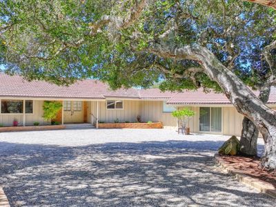 195 Laurel Dr