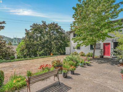 7007 N Burlington Ave #10