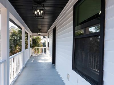 203 Sparkleberry Ln