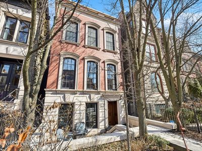2119 N Clifton Ave