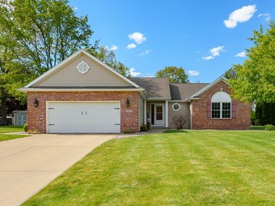 Property at 9468 Orangeview Dr, Portage, MI