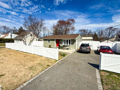 13 E Walnut Street