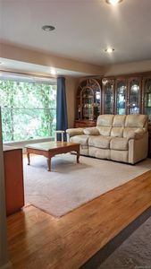 22 Woodycrest Trail