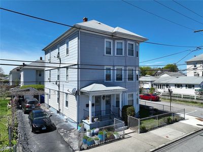 104 Bates St