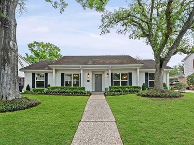 1607 Crystal Hills Dr