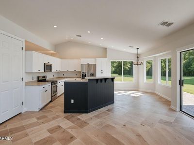 18309 E Sunnybrook Ln