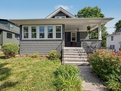 14 Hillsboro St