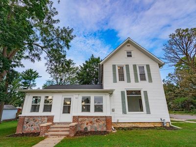 903 West Conger Street