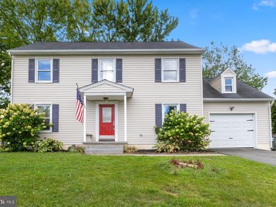 123 Nightingale Ave