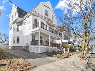 18 Paulina St #1