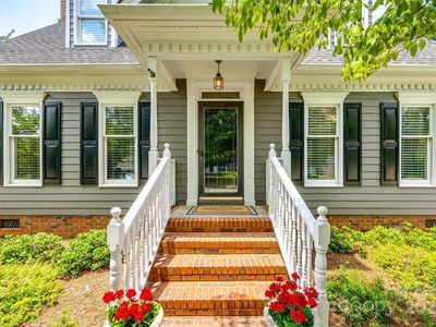 1887 Steeplechase Dr