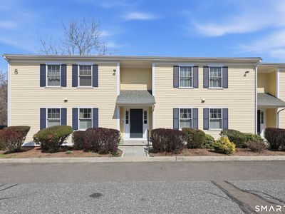 8 Silvermine Avenue #2